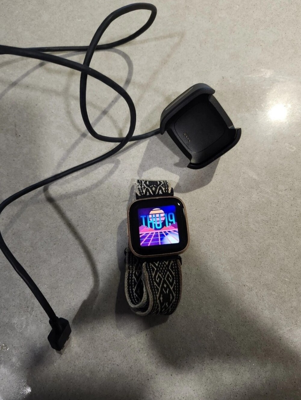 Fitbit Versa 2 Smartwatch - Copper Rose